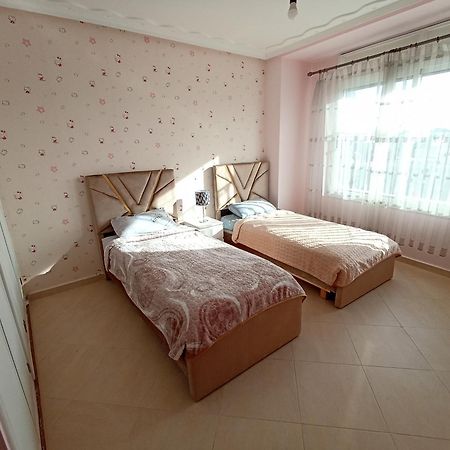 Appartement Familial Au Centre De Nador Ville Екстериор снимка