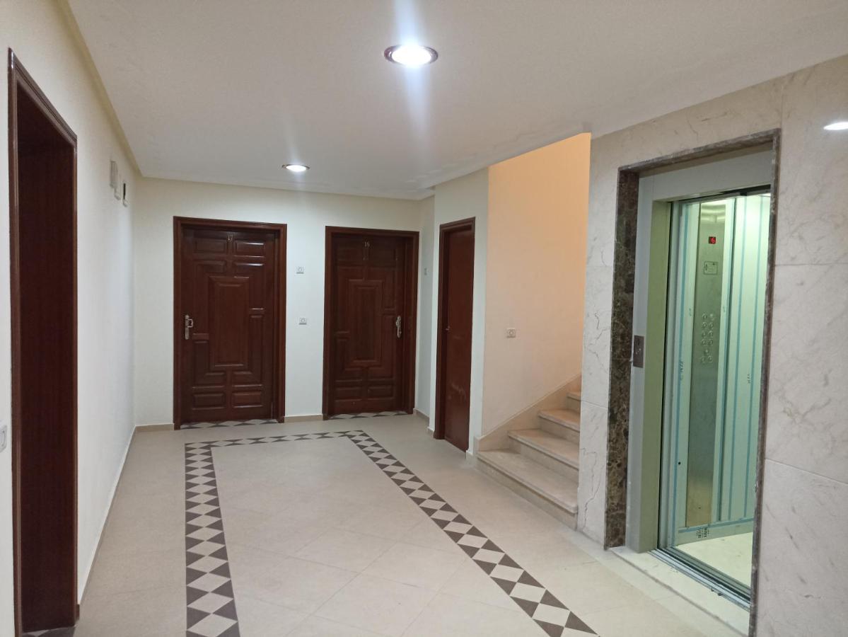 Appartement Familial Au Centre De Nador Ville Екстериор снимка