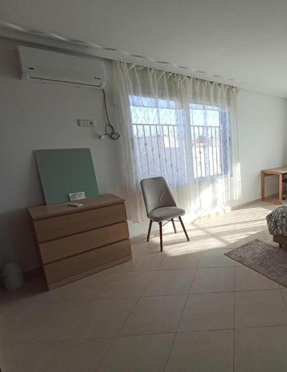 Appartement Familial Au Centre De Nador Ville Екстериор снимка